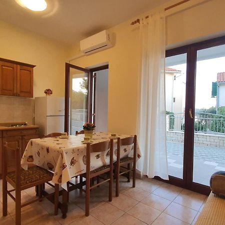 Apartmani Anita Žaborić Habitación foto